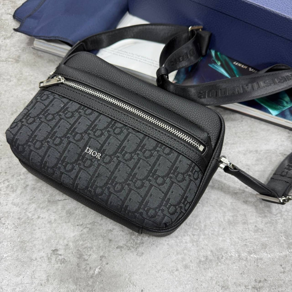 CD MAN BAGS