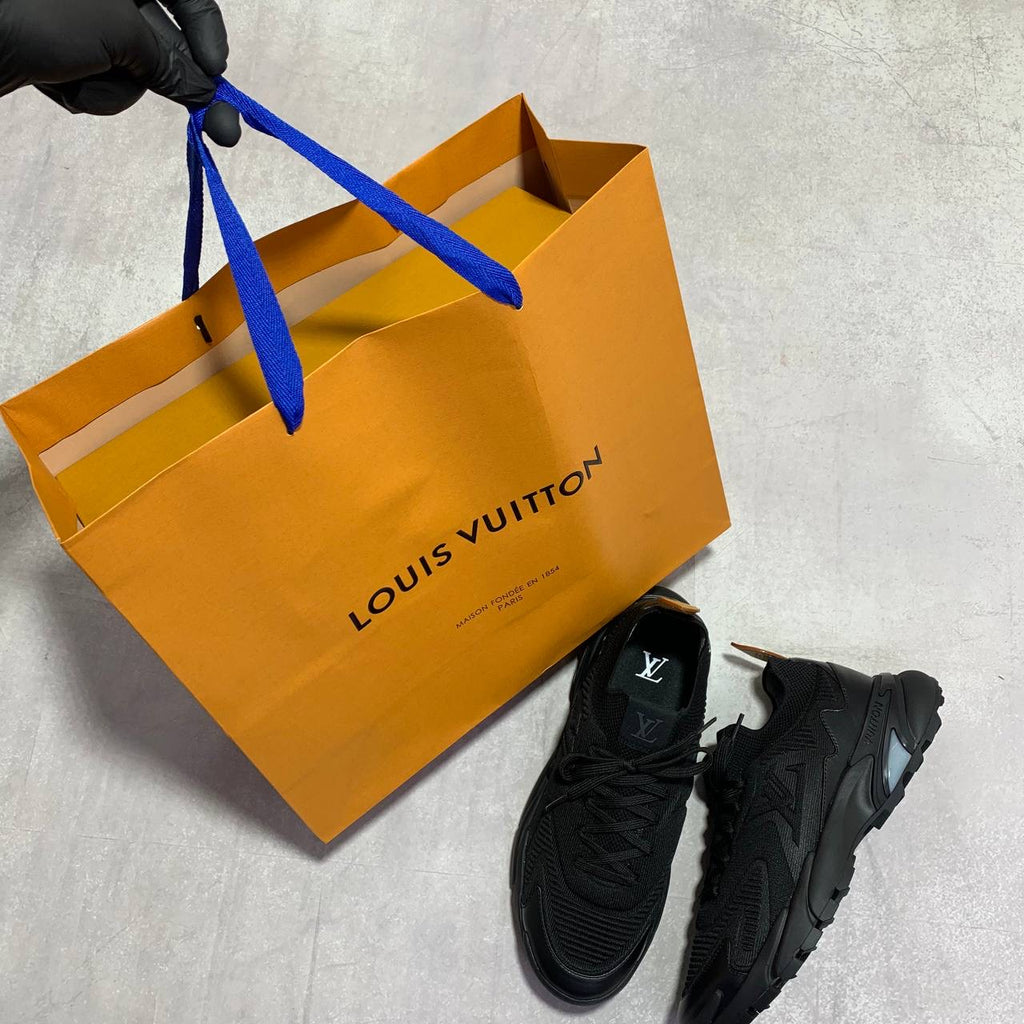 LOUI TRAINER