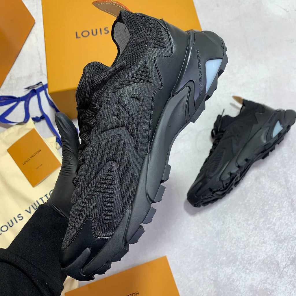 LOUI TRAINER