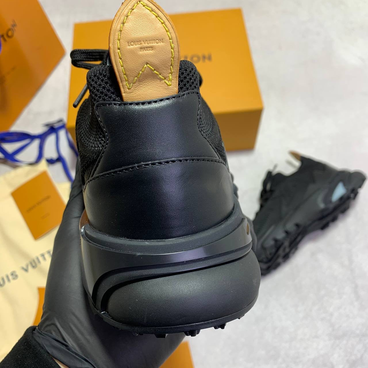 LOUI TRAINER
