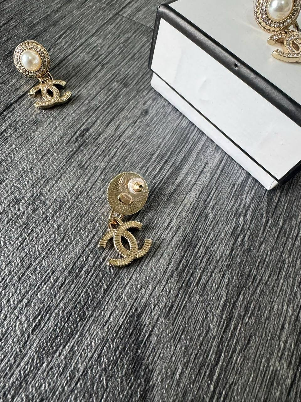 CC EARRINGS