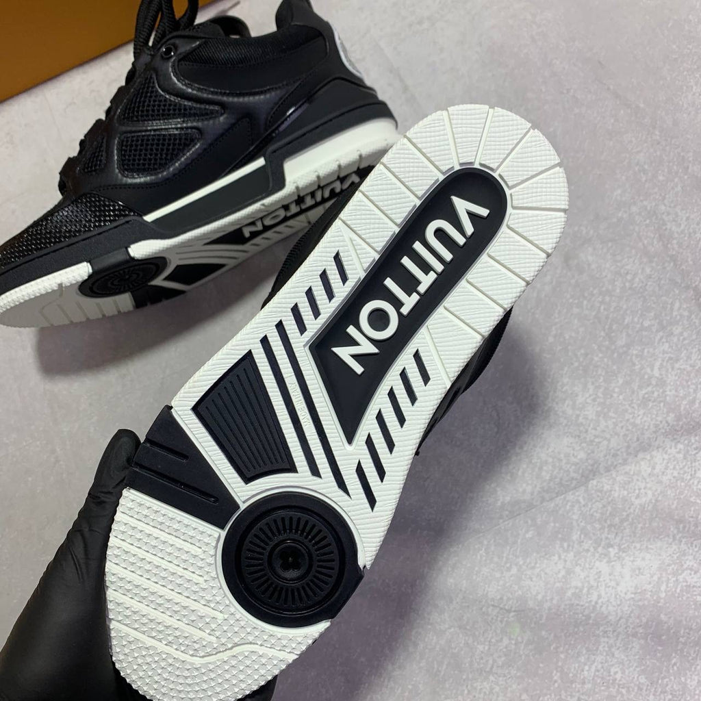 LOUI SKATE TRAINER