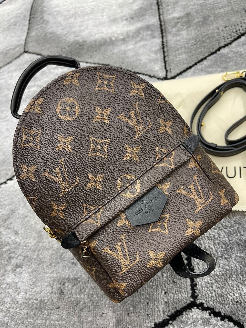LOUI BACKPACK