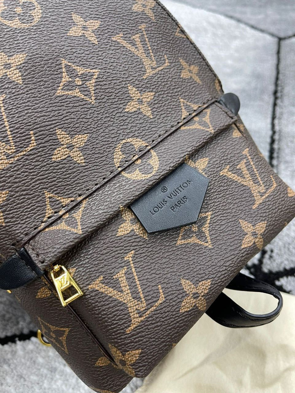 LOUI BACKPACK