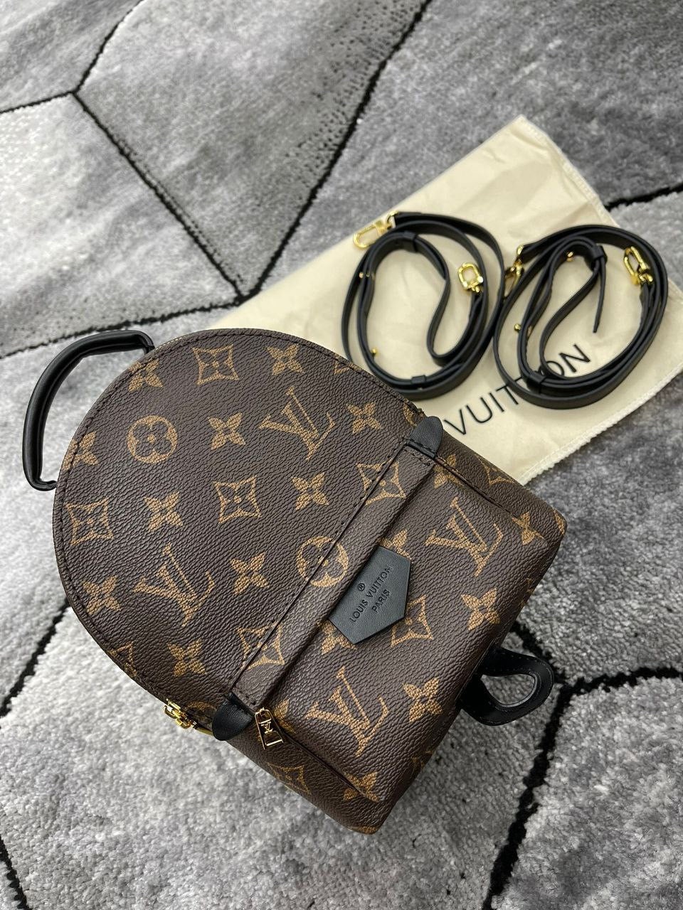 LOUI BACKPACK