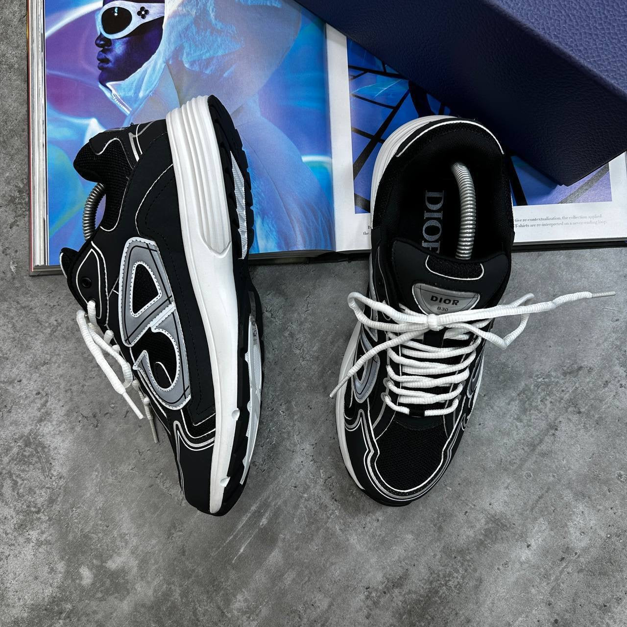CD B30 TRAINER