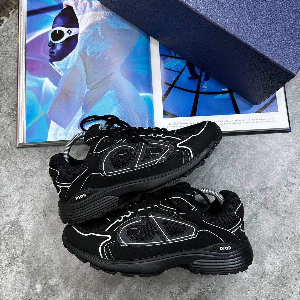 CD B30 TRAINER