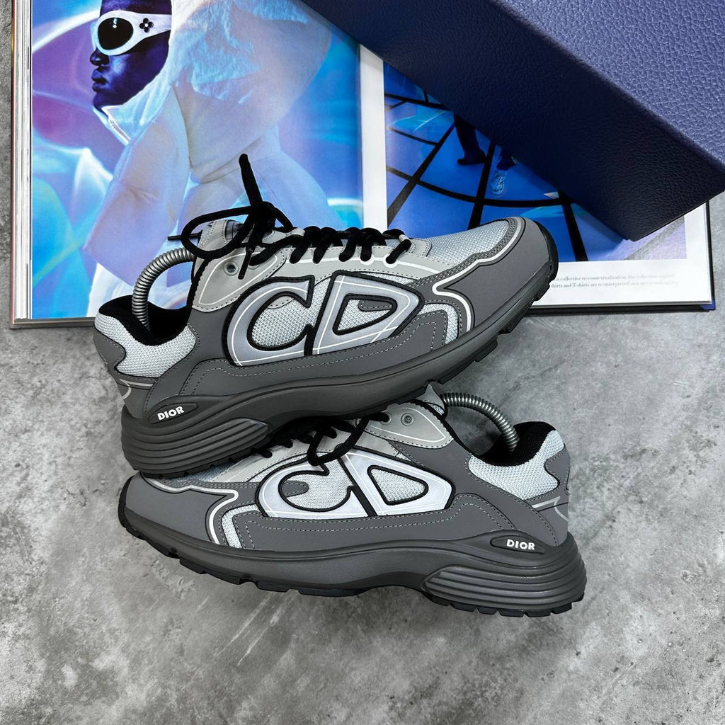 CD B30 TRAINER