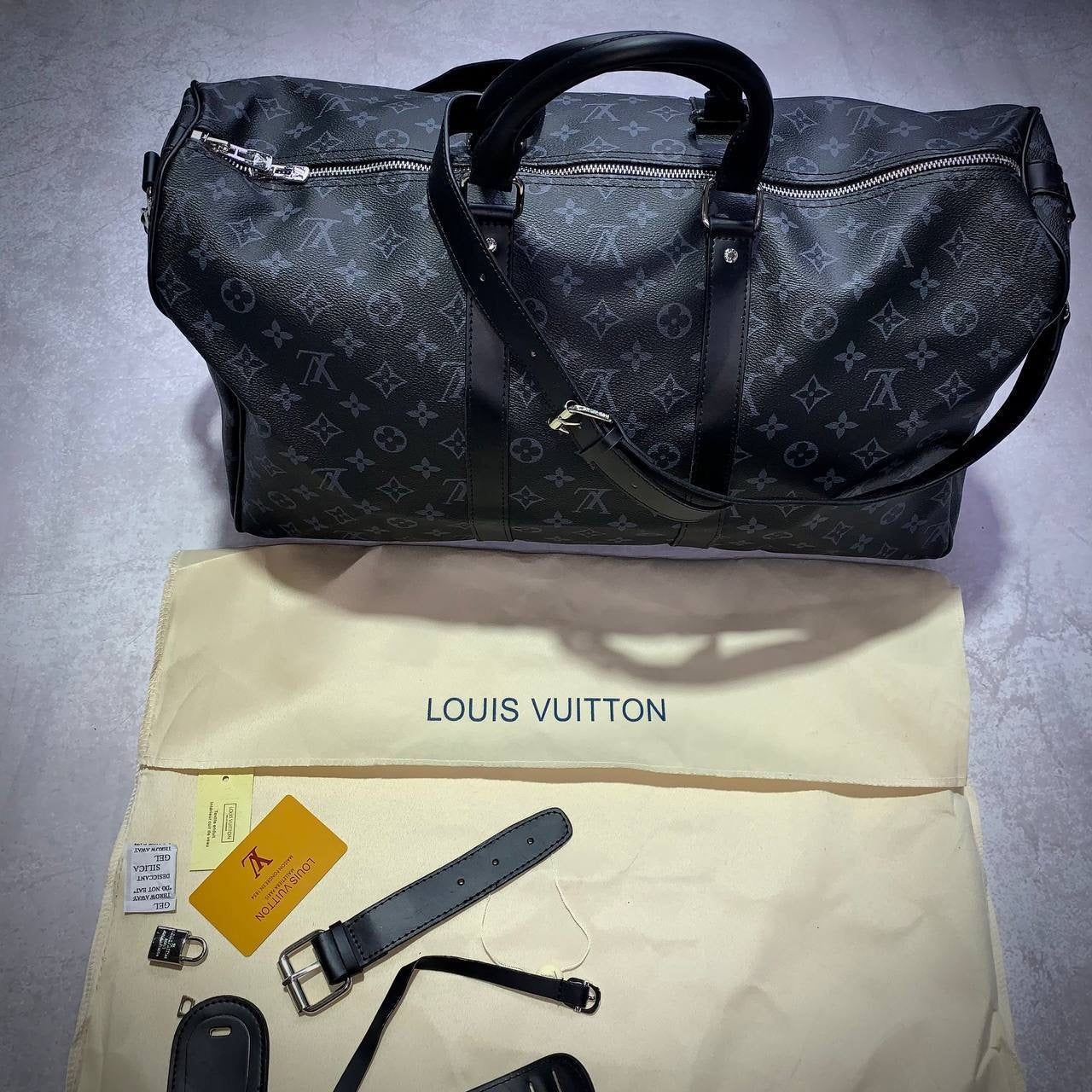 LOUI TRAVEL BAG