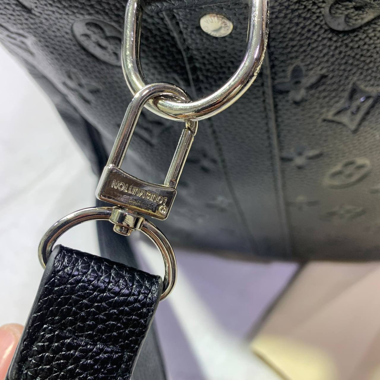 LOUI TRAVEL BAG